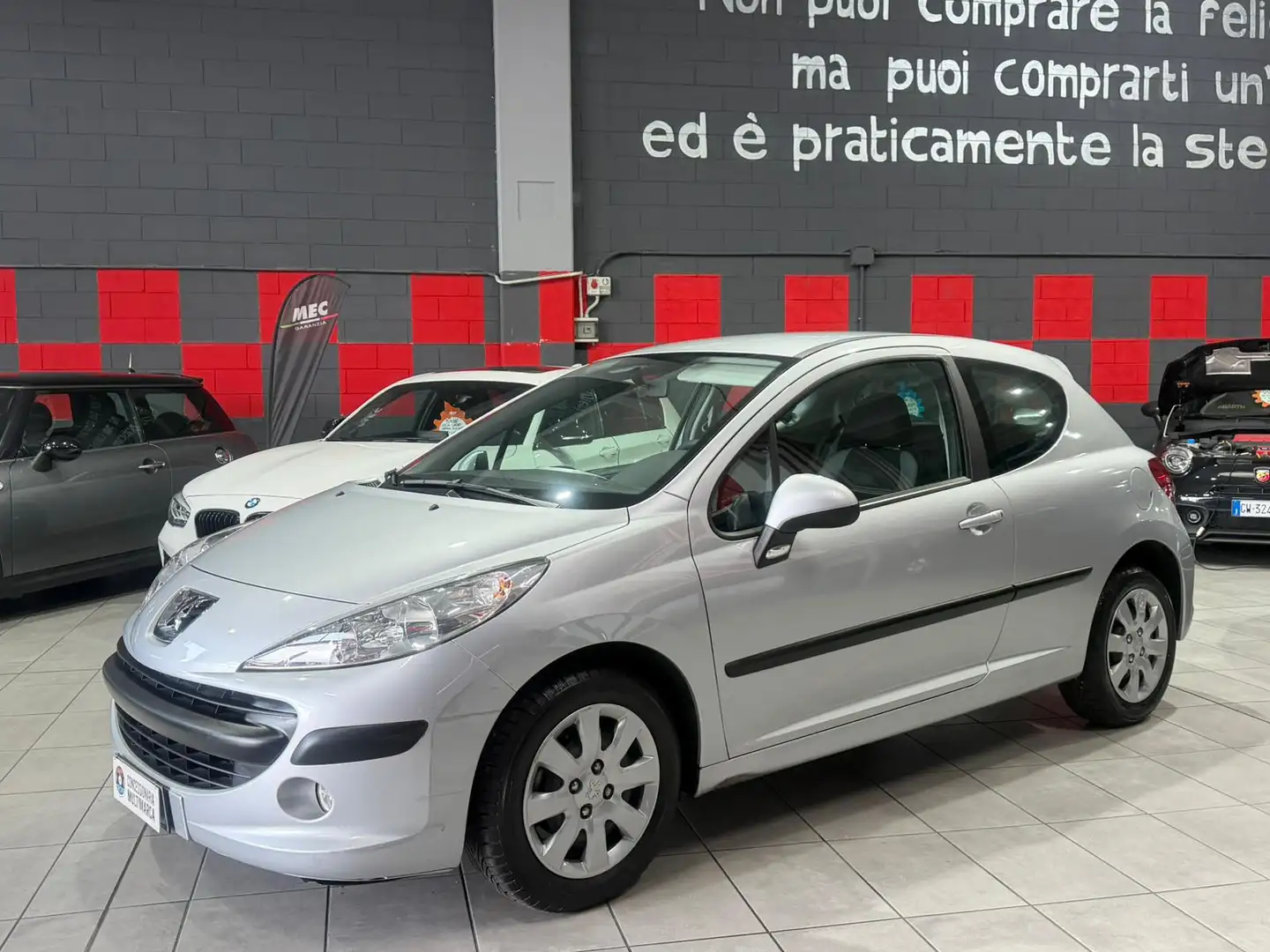 Peugeot 207 207 3p 1.4 8v X-Line Silber - 2