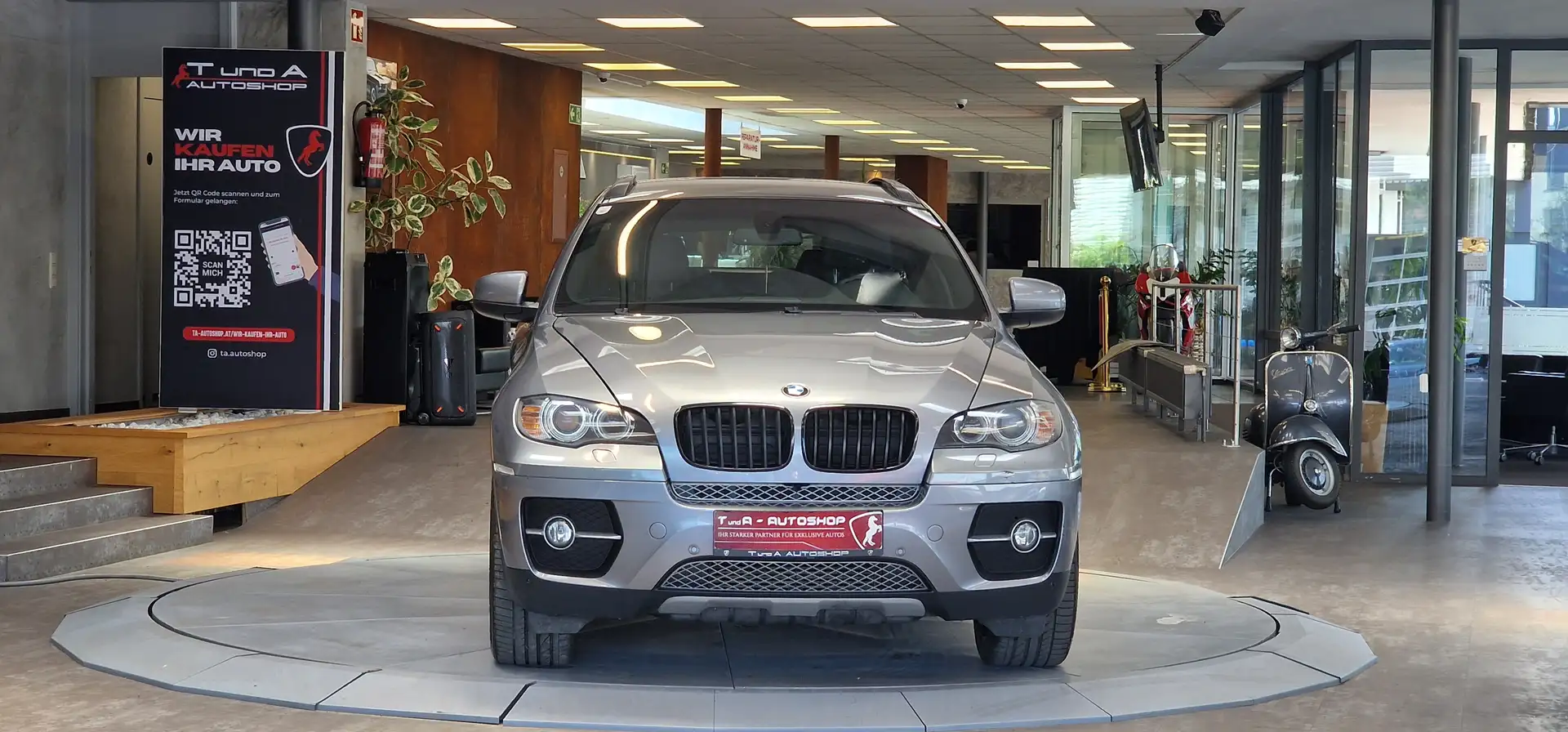 BMW X6 30d xDrive E71 Aut. *AHK*Navi*Memorysitze*20Zoll*P Grau - 2
