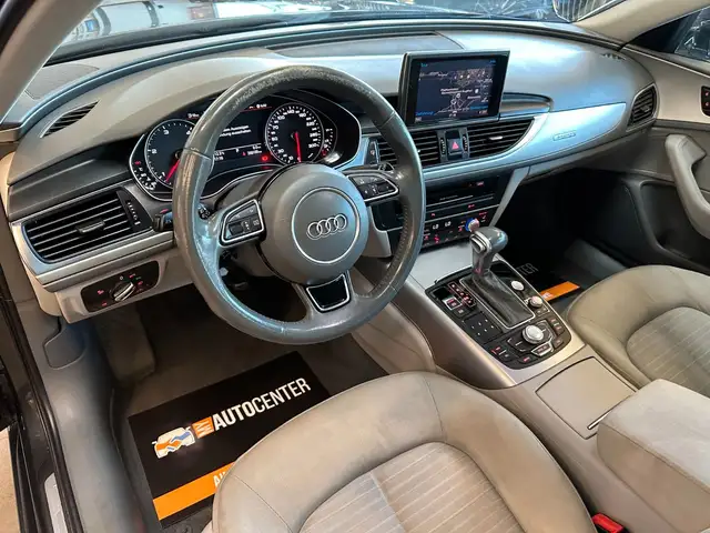 Audi A6 Avant view 9