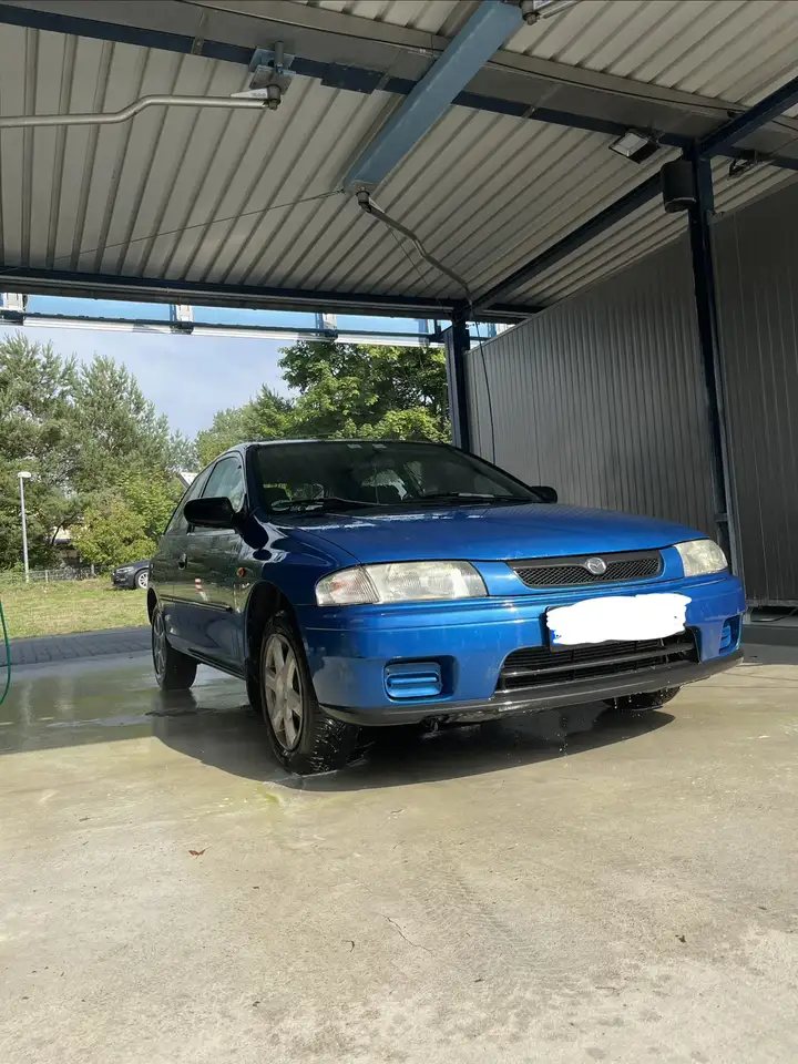 Mazda 323 F 1.5 Comfort, foto 4