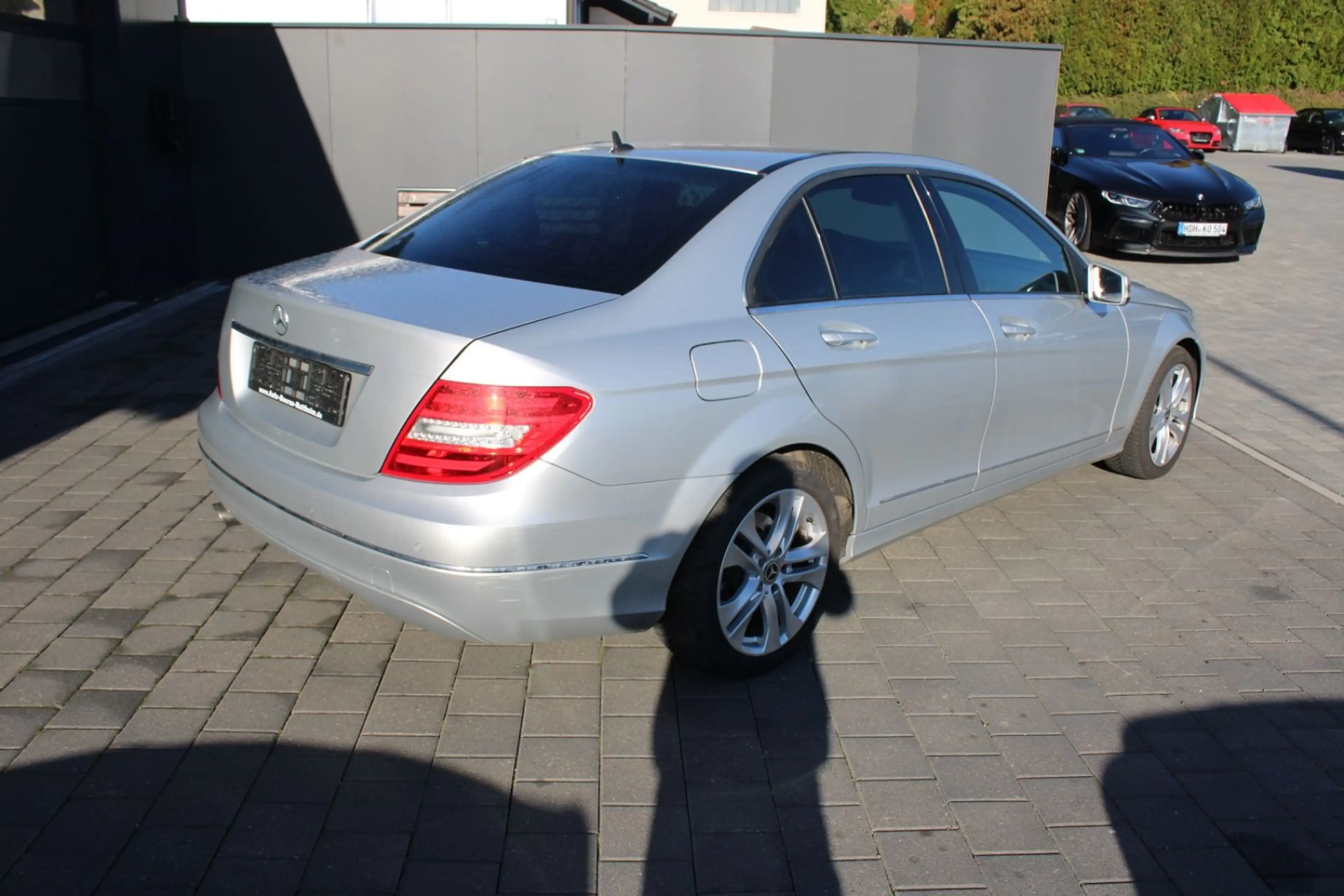 Mercedes-Benz C 200 Limousine CGI BlueEfficiency *Avantgarde* — photo 8