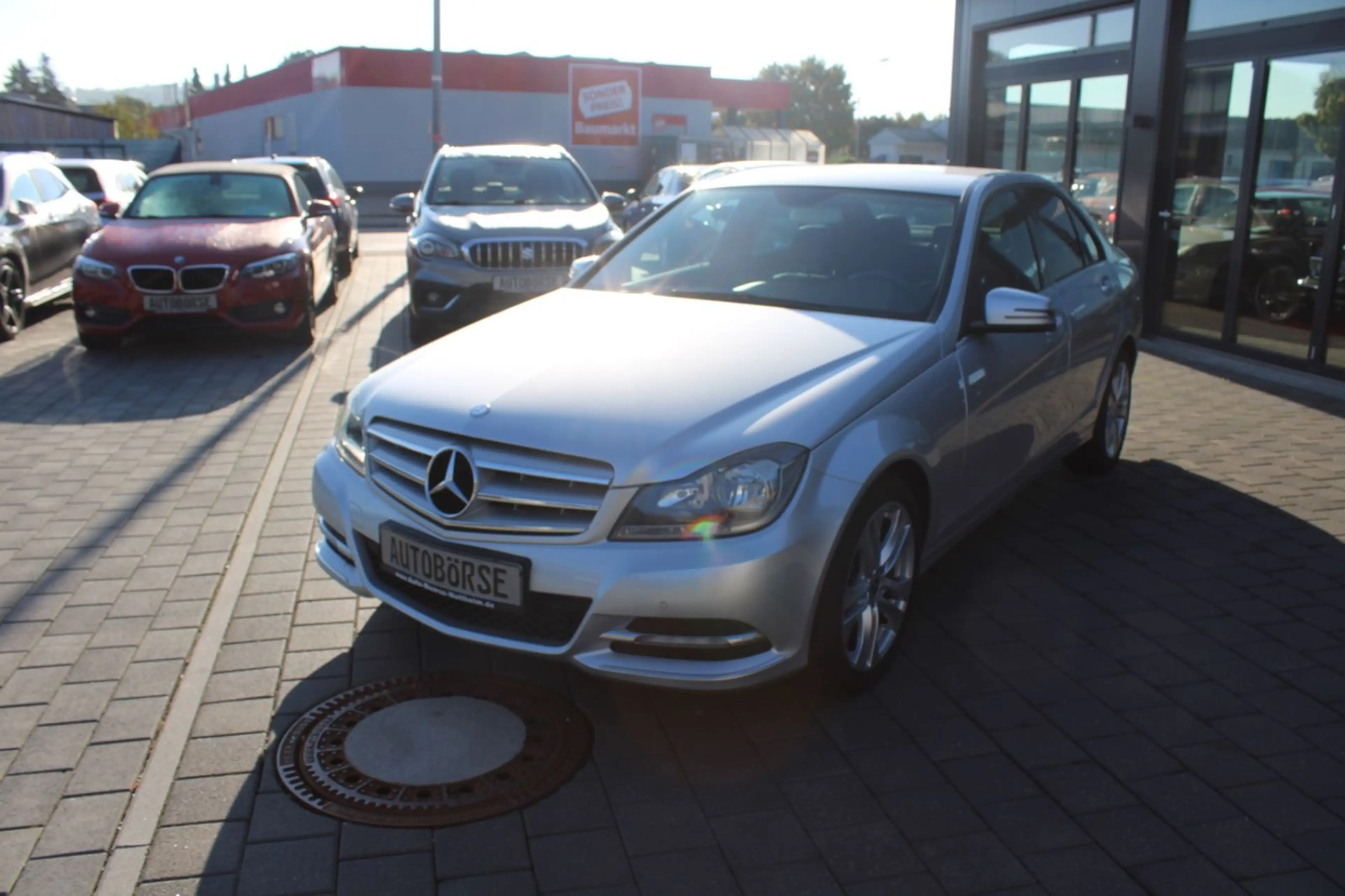 Mercedes-Benz C 200 Limousine CGI BlueEfficiency *Avantgarde* — photo 4