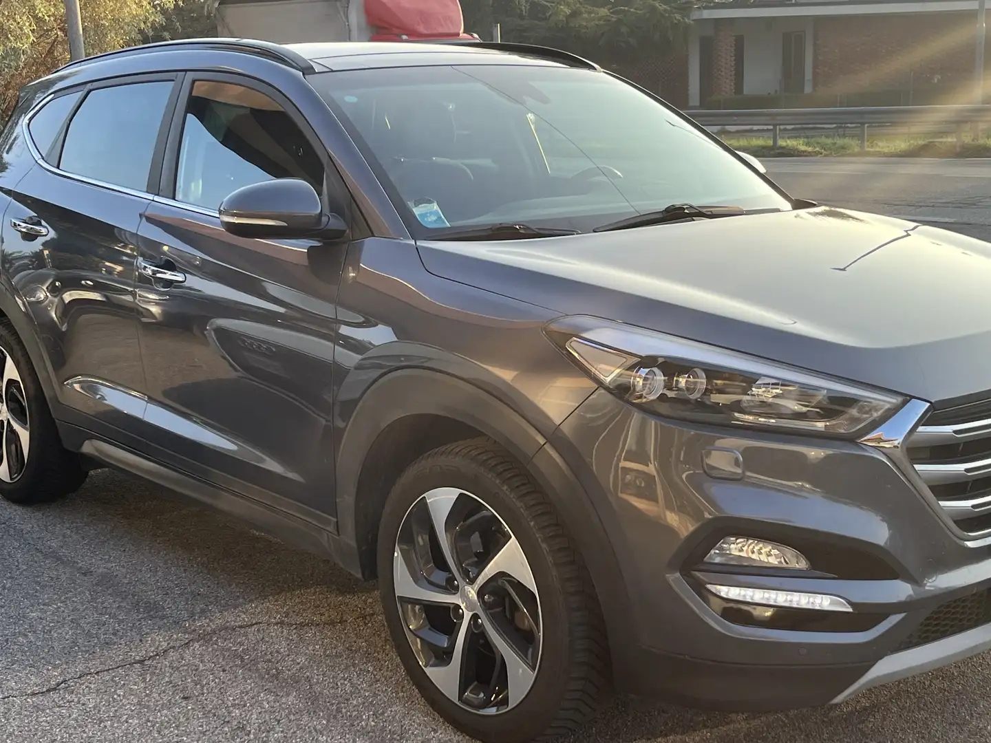 Hyundai TUCSON Tucson II 2015 1.7 crdi Xpossible 2wd 141cv dct Grigio - 2