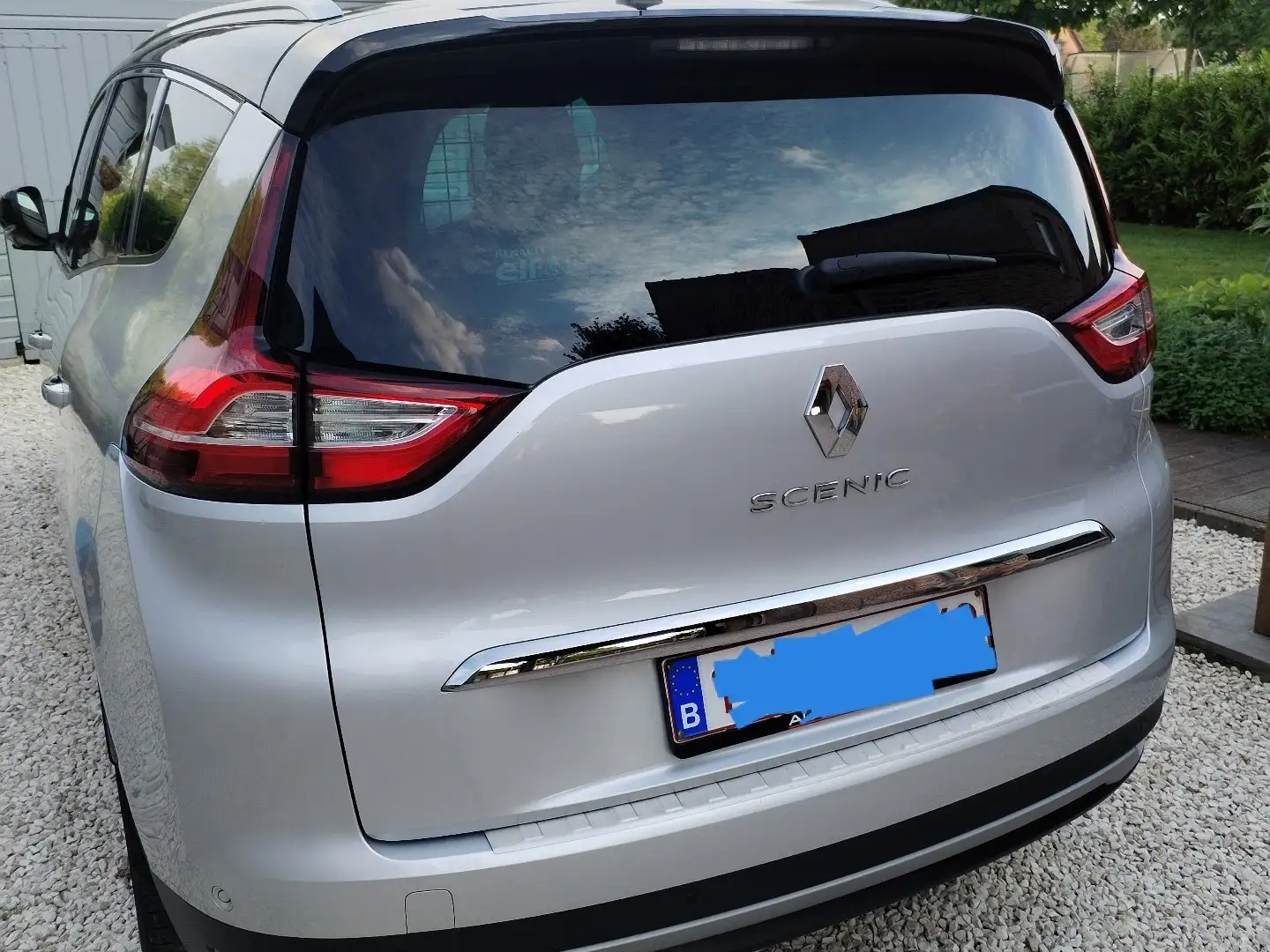 Renault Grand Scenic BLUE dCi 150 BOSE EDITION Gris - 2