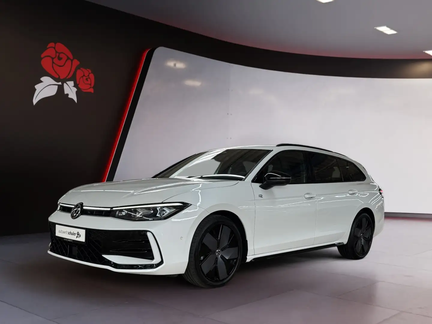 Volkswagen Passat Variant R-Line 2.0 TDI DSG AHK Pano LED Navi Weiß - 2