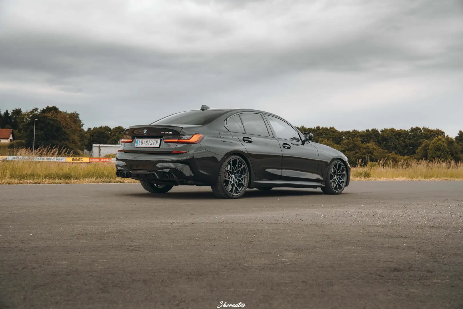 BMW 340 M340i xDrive Aut. Schwarz - 2