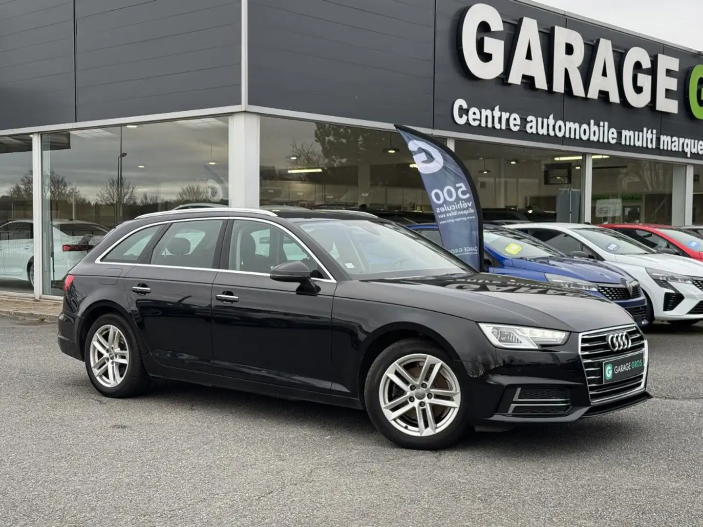 Audi A4 35 TDI 150 S tronic 7 Design Noir - 1
