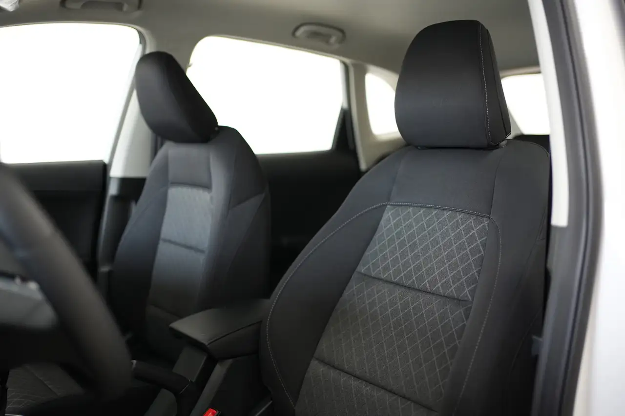 MG ZS 1.5 GPL Standard 8