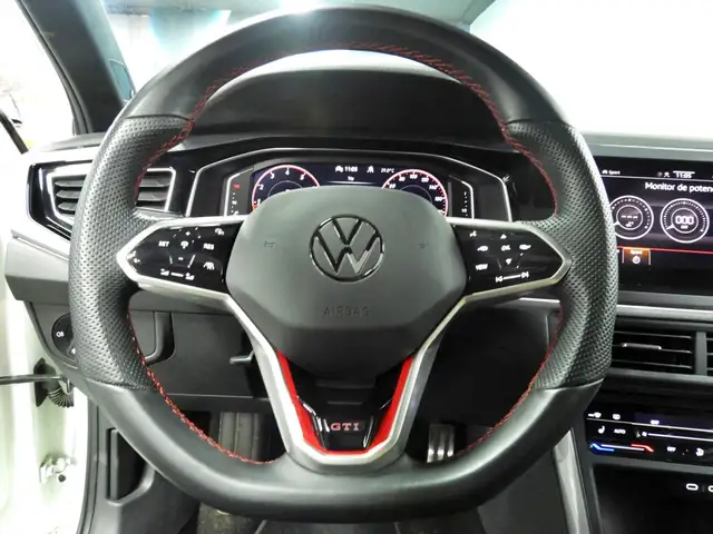 Volkswagen Polo view 13