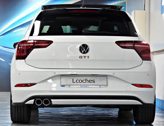 Volkswagen Polo view 9