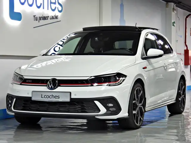 Volkswagen Polo view 4