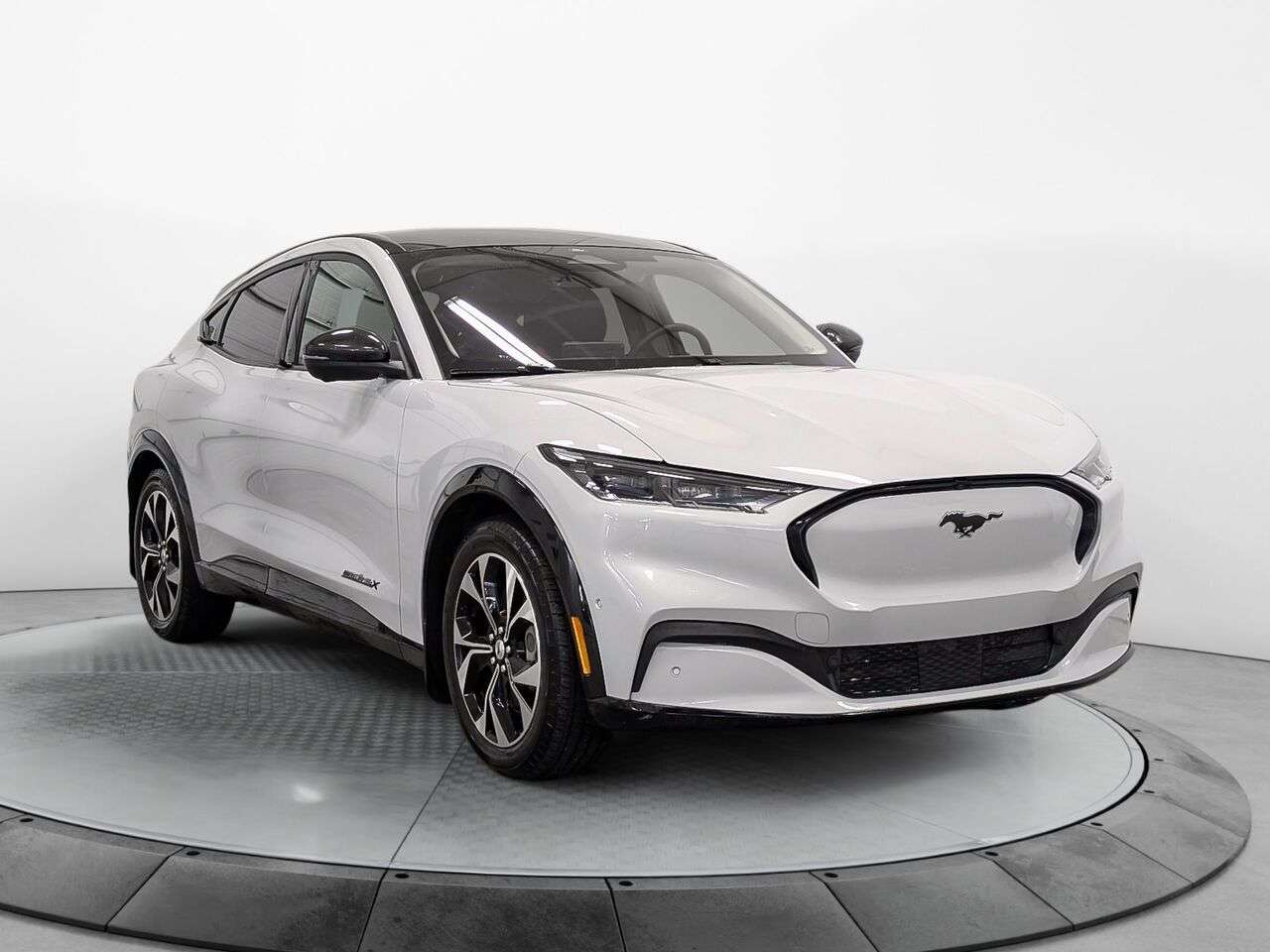2023 Ford Mustang Mach-E Premium AWD Batterie Autonomie Prolongée Premium — снимка 1