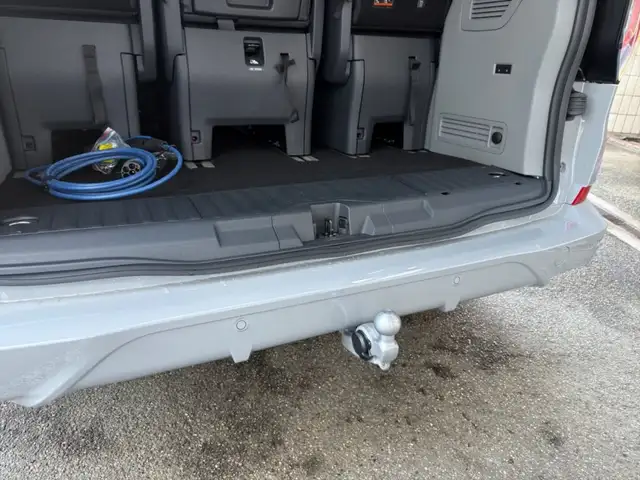 Ford Tourneo Custom Bus 2.5 PHEV 340 L1H1 FWD Sport Aut Ansicht 10