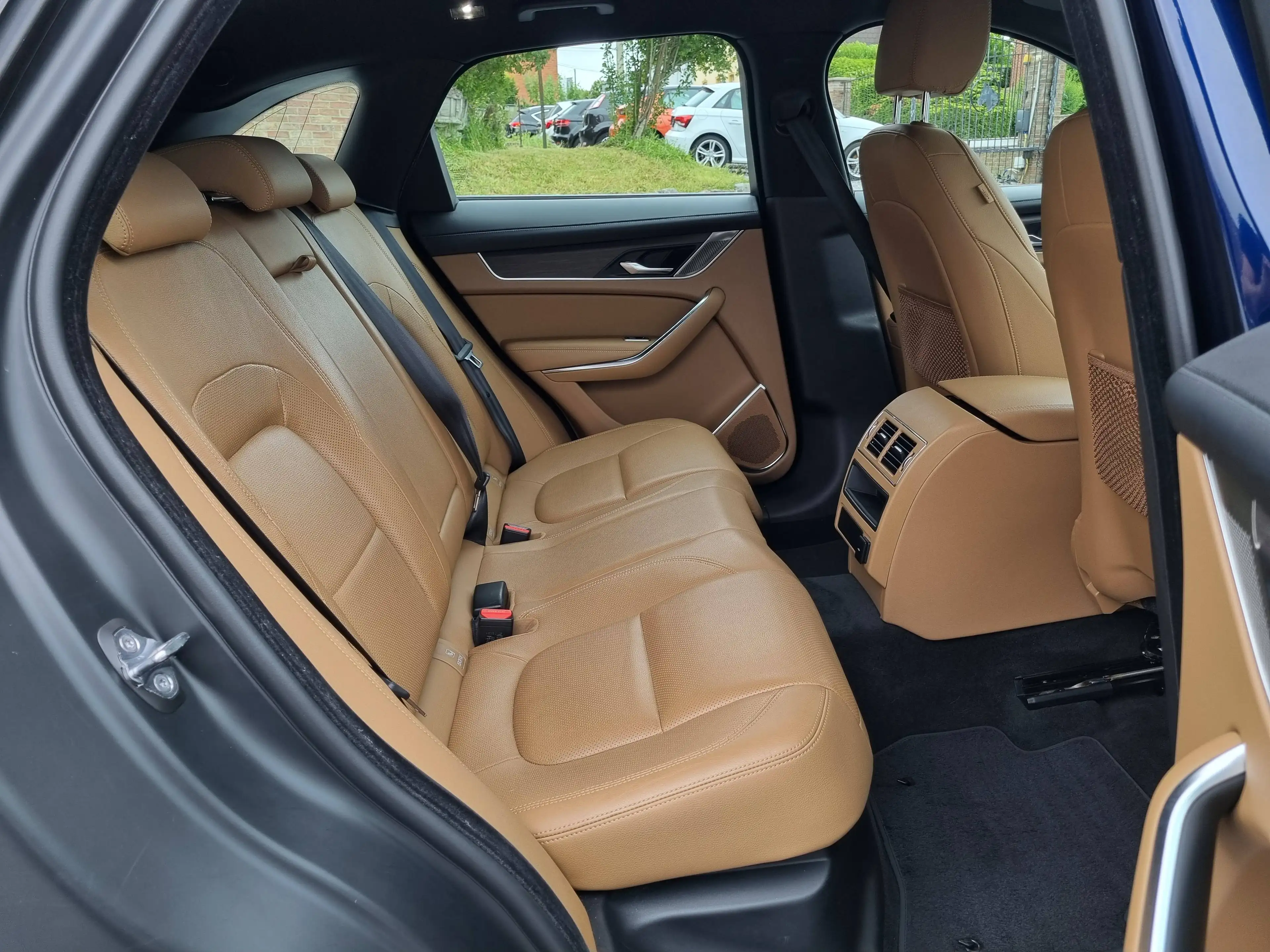 Jaguar F-Pace 2.0 D MHEV AWD D165 ✅HYBRID✅KEYLESS-CUIR-GPS-CAMERA360-CLIM-JANTES-CRUISE-LED-FULL OPTIONS — photo 11