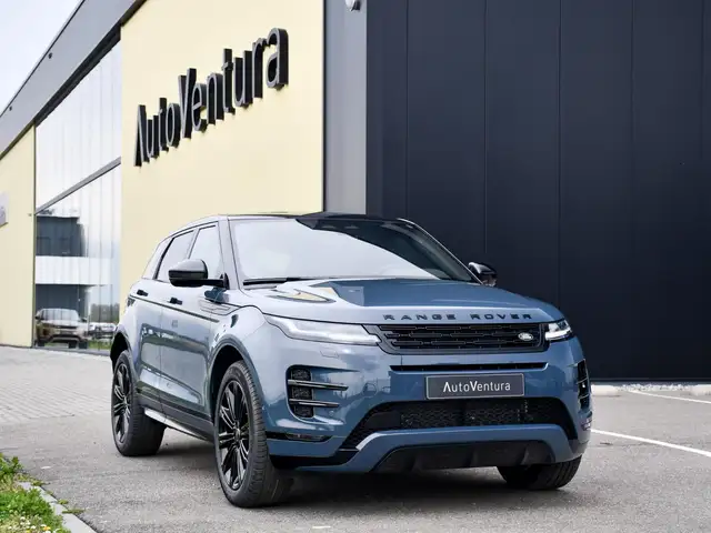 Land Rover Range Rover Evoque view 3