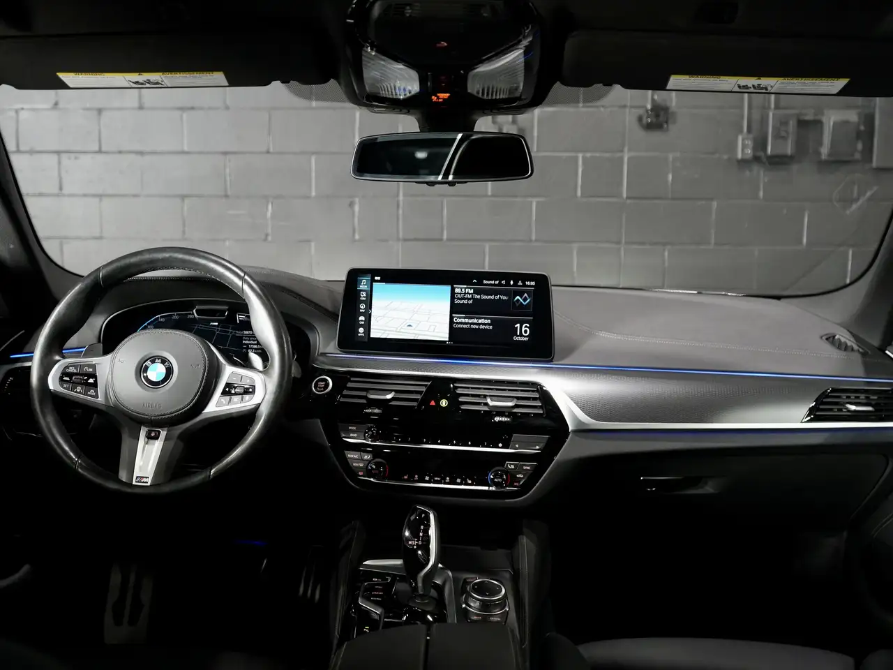 BMW 5 Series снимка BMW 5 Series