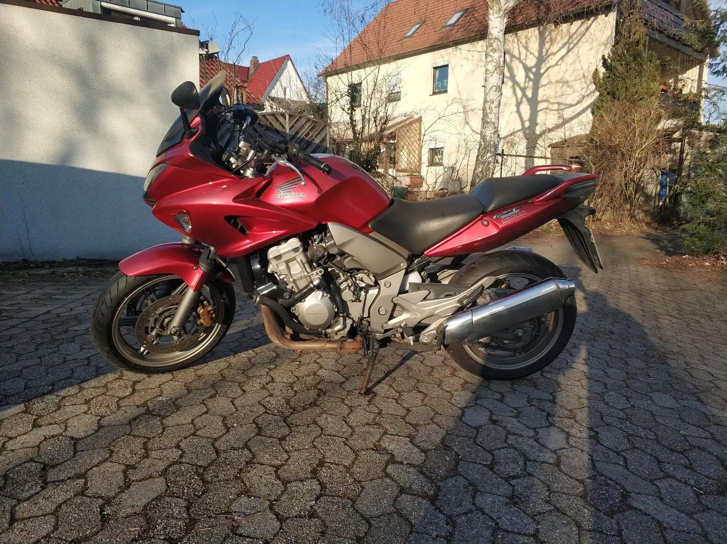 Honda CBF 1000 Rouge - 2