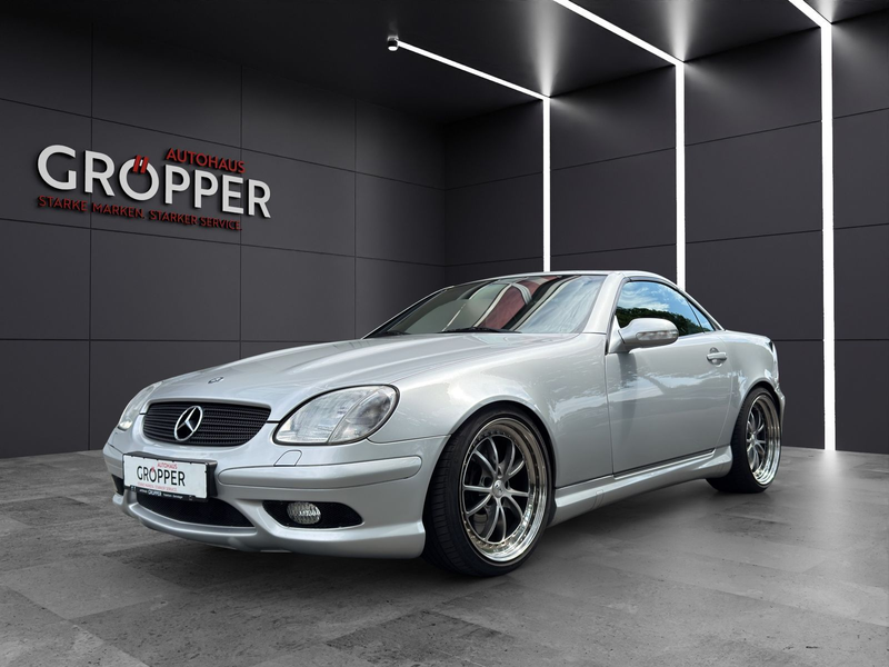 Mercedes-Benz SLK 32 AMG Automatik/R170/DE Modell/Navi/Xenon..