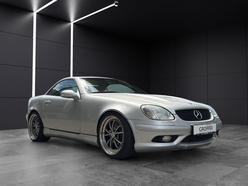 Mercedes-Benz SLK 32 AMG Automatik/R170/DE Modell/Navi/Xenon.. — photo 3