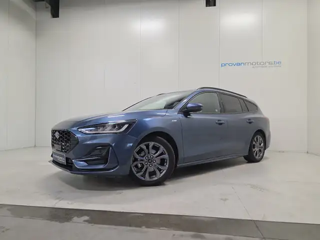 Ford Focus view 4