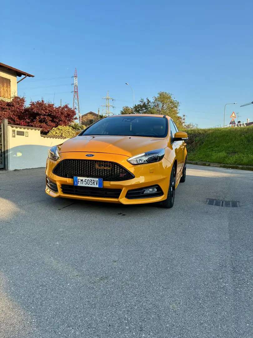 Ford Focus Focus IV 20155p 2.0 ecoboost ST 250cv Giallo - 1