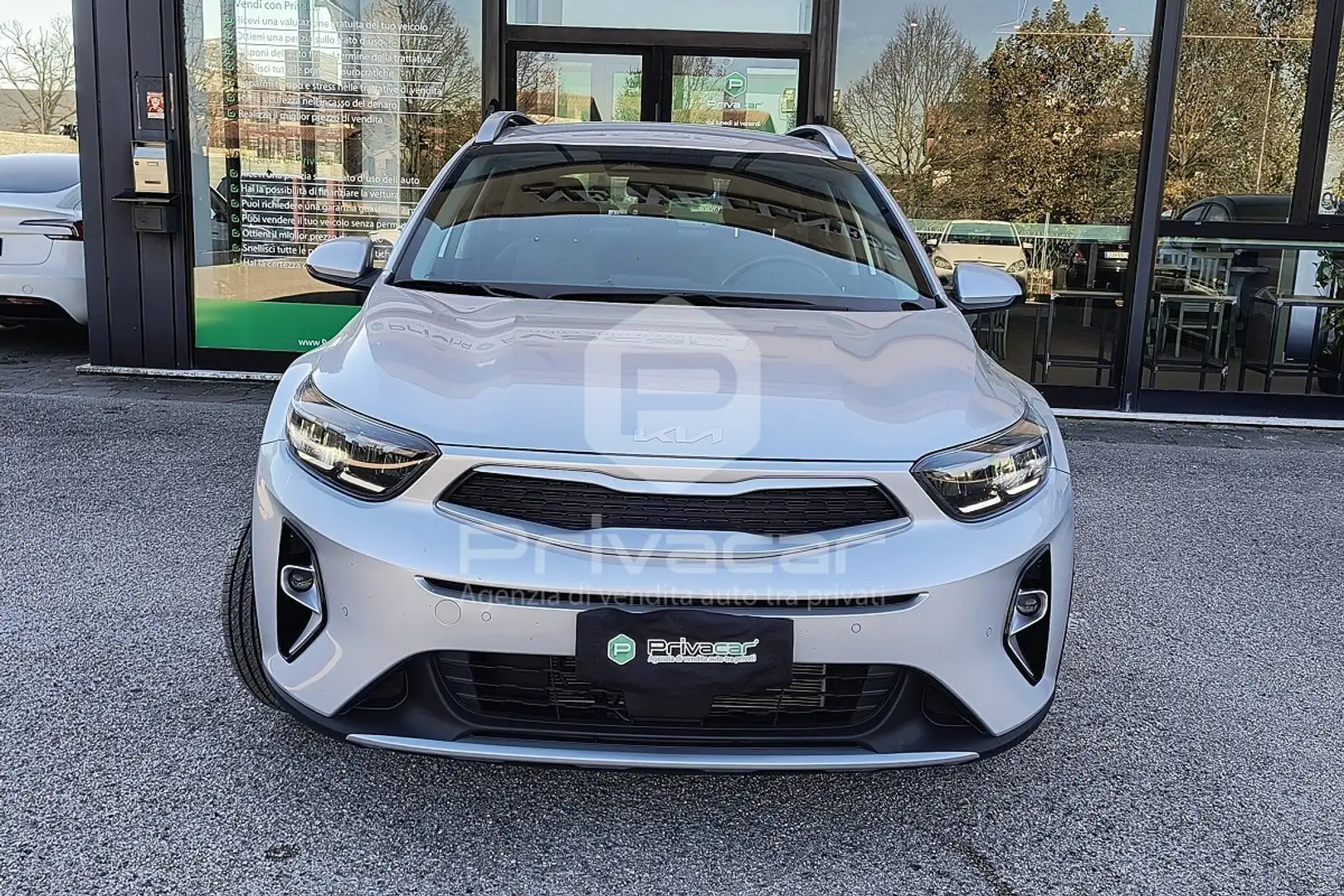 Kia Stonic Stonic 1.2 DPI Urban Special Edition Argento - 2