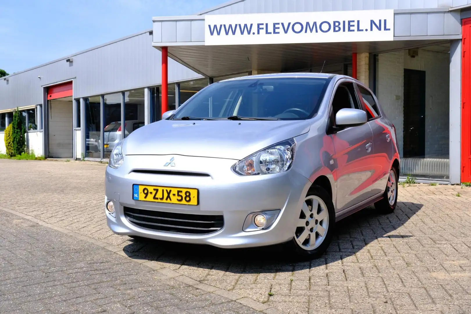 Mitsubishi Space Star 1.0 Bright 5-drs Clima|LMV|*56.173km!* Grey - 1
