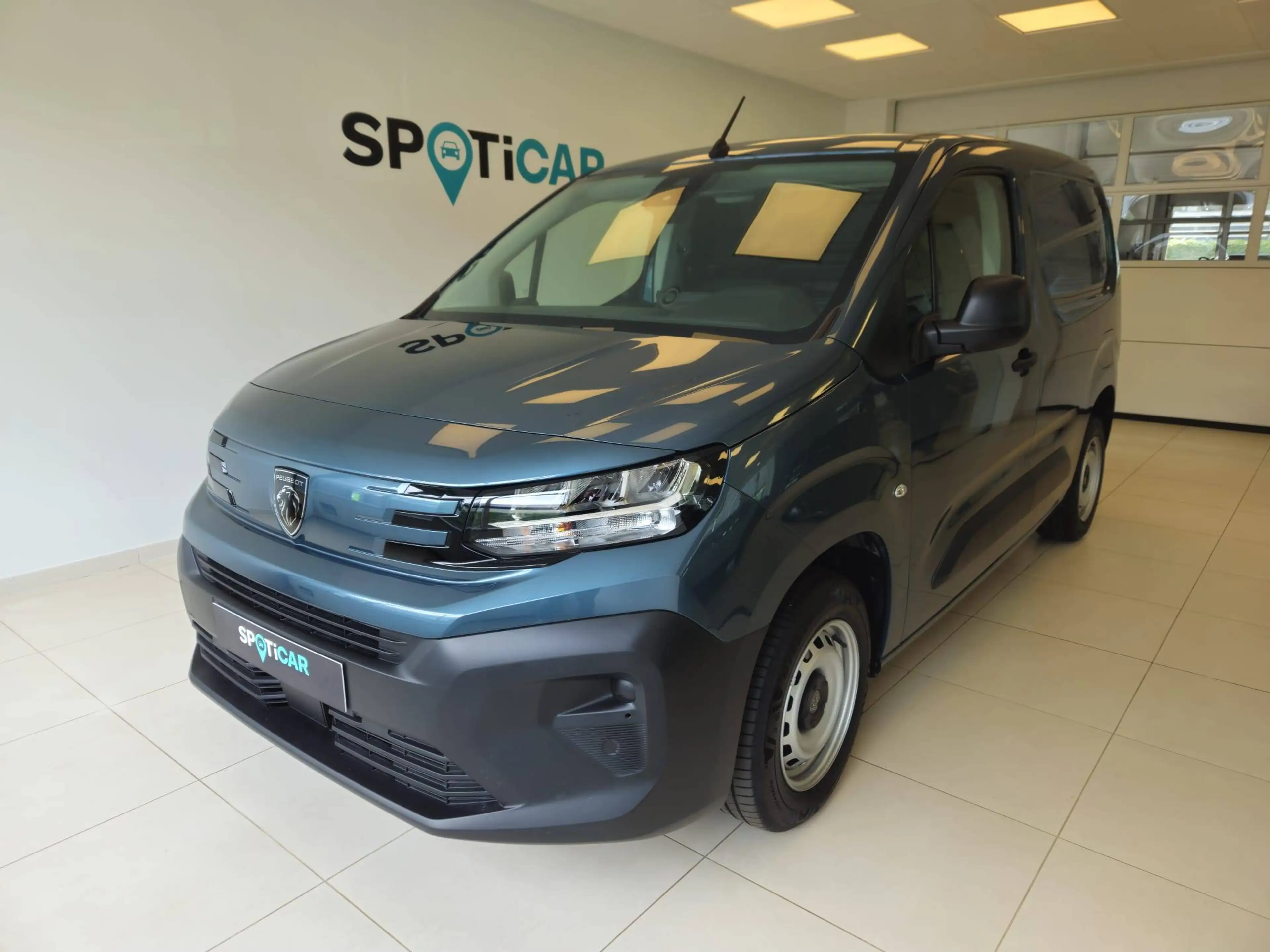 Peugeot Partner 1.2 Turbo benzine 110 PK