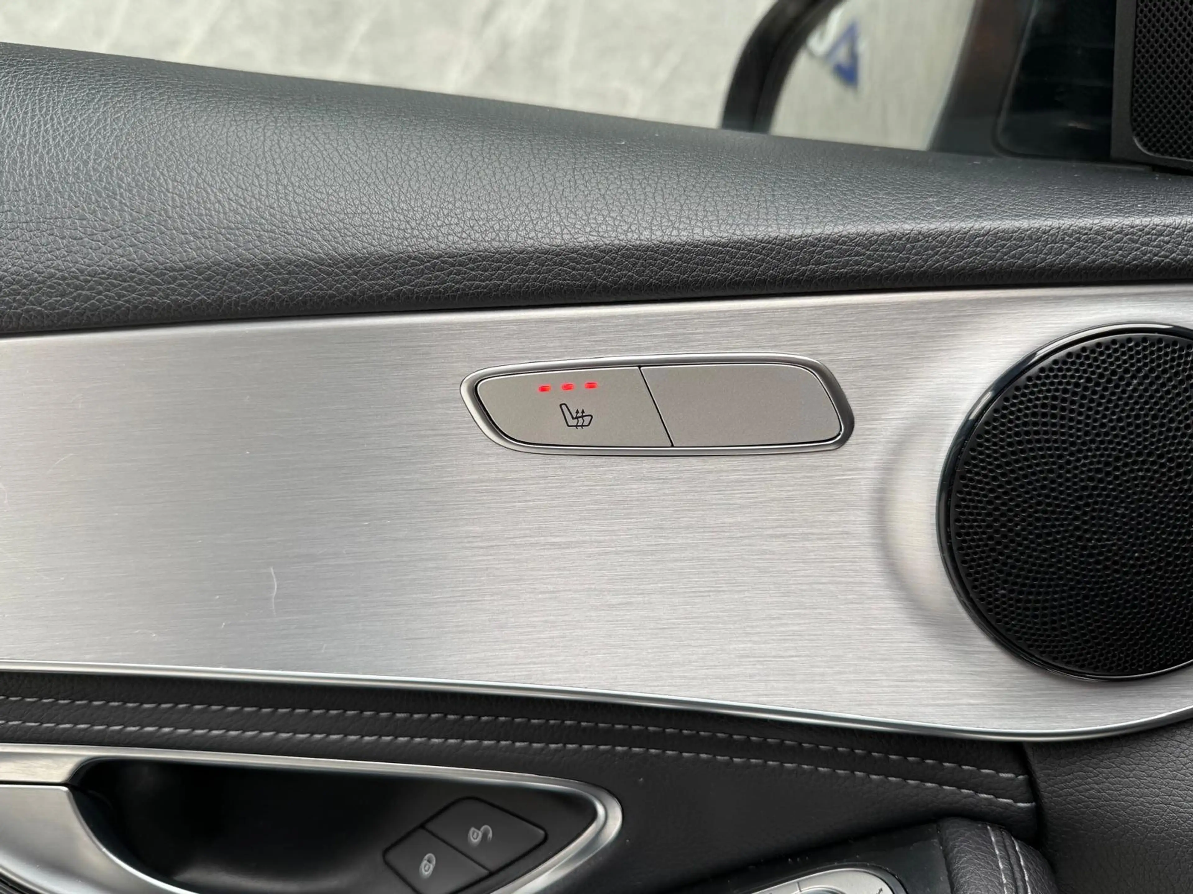 Mercedes-Benz C 350 Estate e / Camera / Stoelverwarming — photo 13