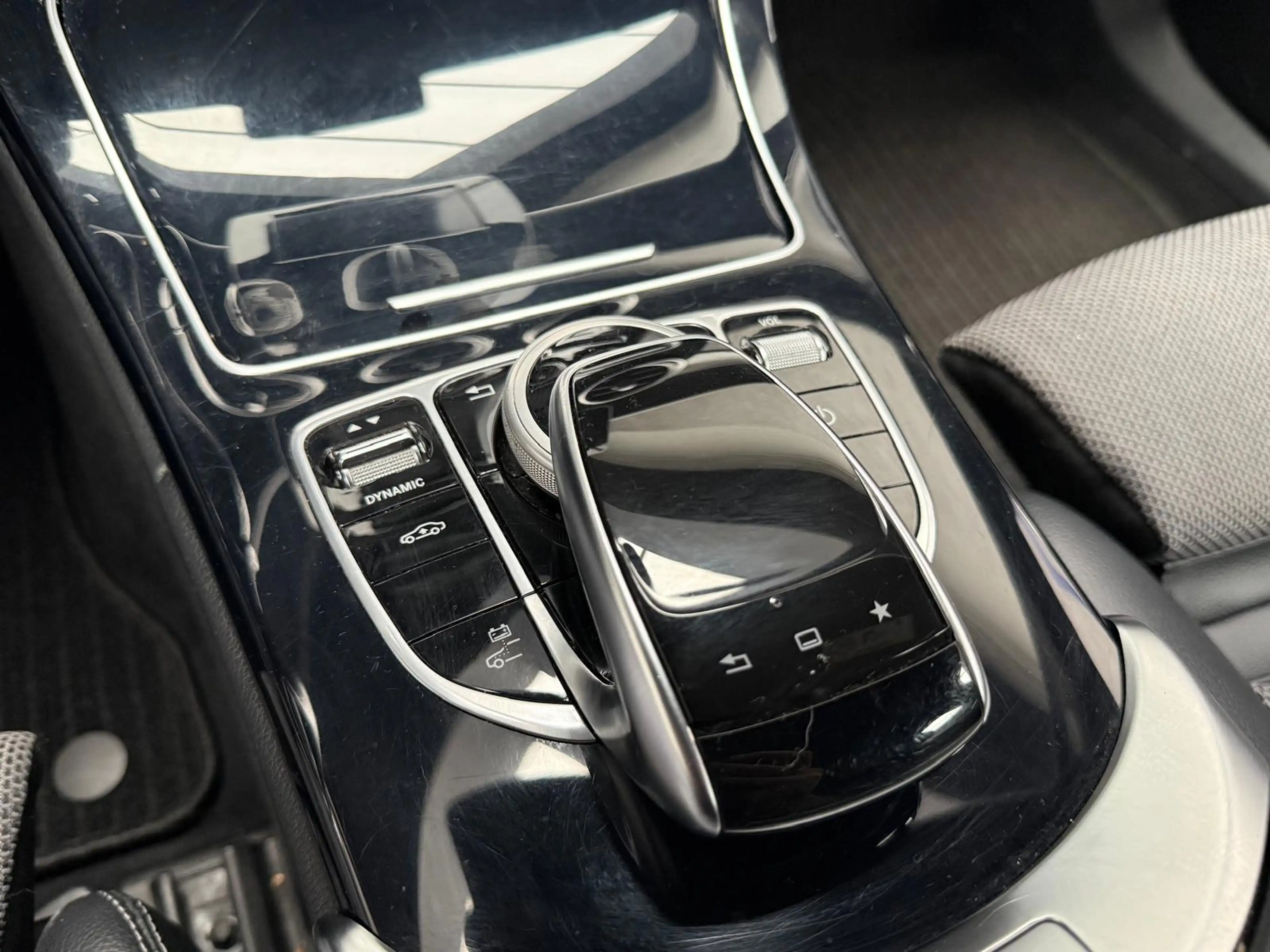 Mercedes-Benz C 350 Estate e / Camera / Stoelverwarming — photo 14