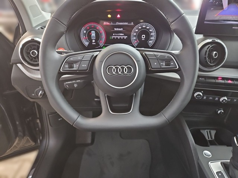Audi Q2 S line AHK Optikpaket Klima+Komfortpaket++++ — photo 8
