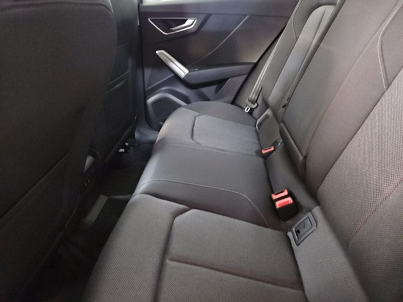 Audi Q2 S line AHK Optikpaket Klima+Komfortpaket++++ — photo 7