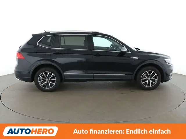 Volkswagen Tiguan Allspace view 7