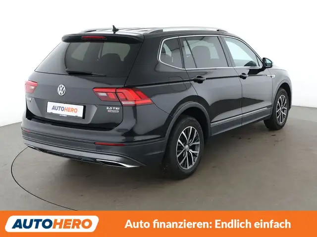 Volkswagen Tiguan Allspace view 6