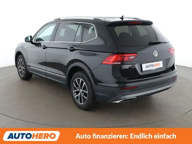 Volkswagen Tiguan Allspace view 4