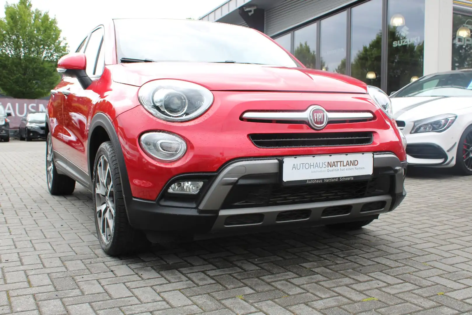 Fiat 500X Cross Plus Pano Navi Leder Xenon 1.Hd. Rot - 2
