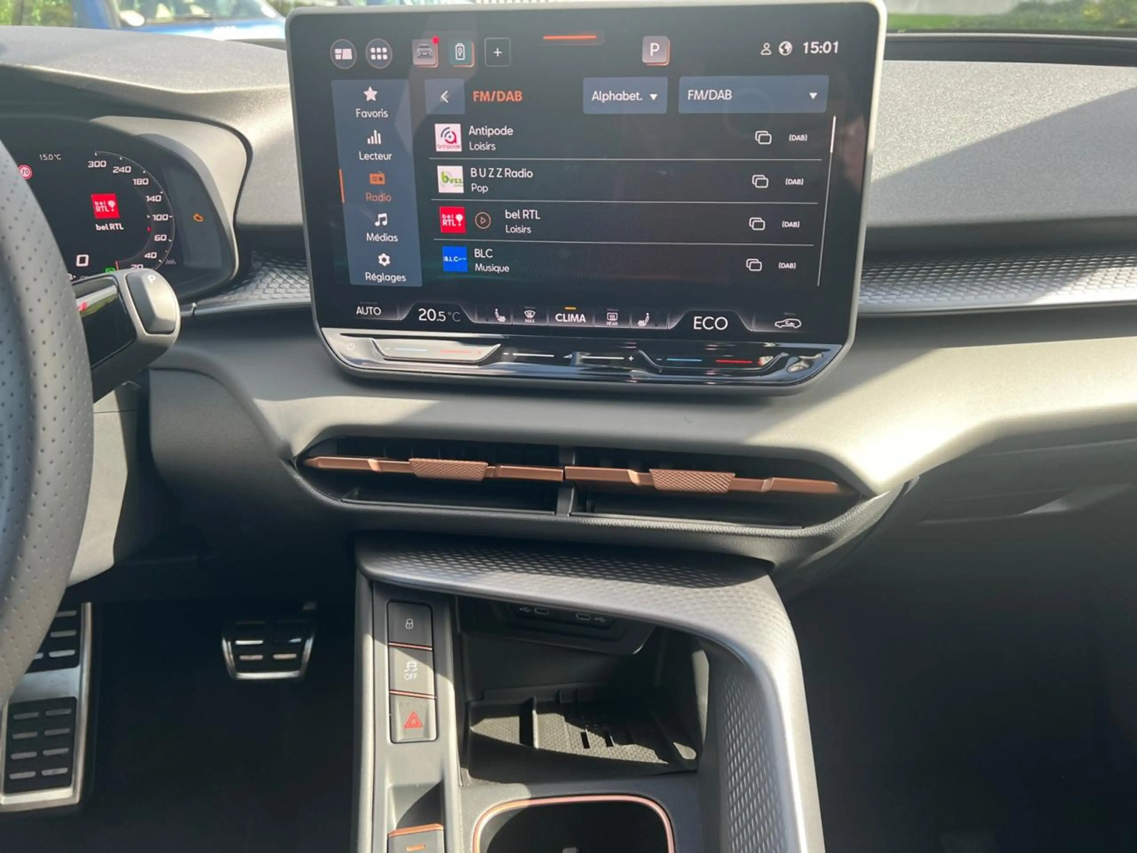 CUPRA Terramar Terramar e-Hybrid 1.5 Business DSG (150 kW) — photo 9