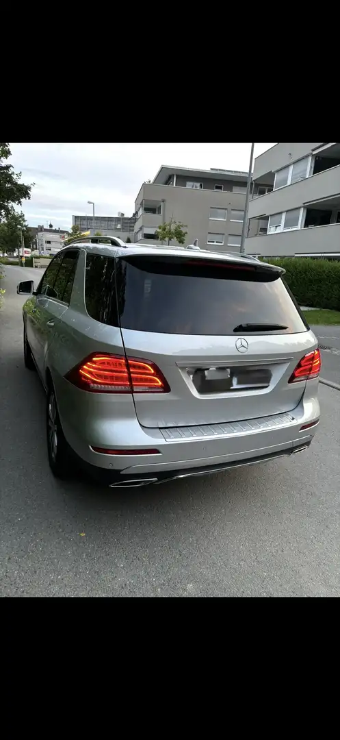 Mercedes-Benz GLE 350 d 4Matic 9G-TRONIC Exclusive - 2