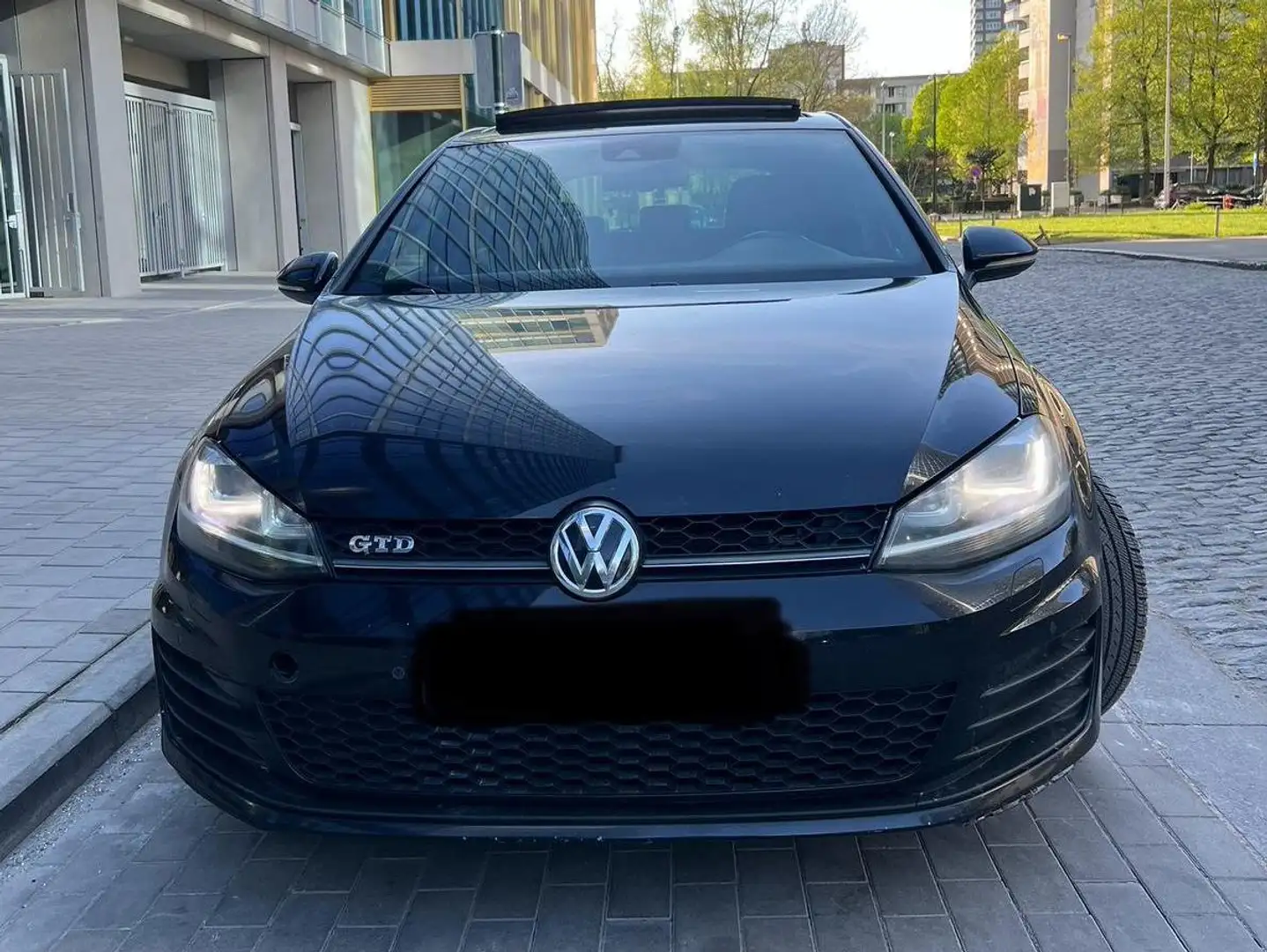 Volkswagen Golf GTD Golf 2.0 CR TDi DSG Zwart - 2