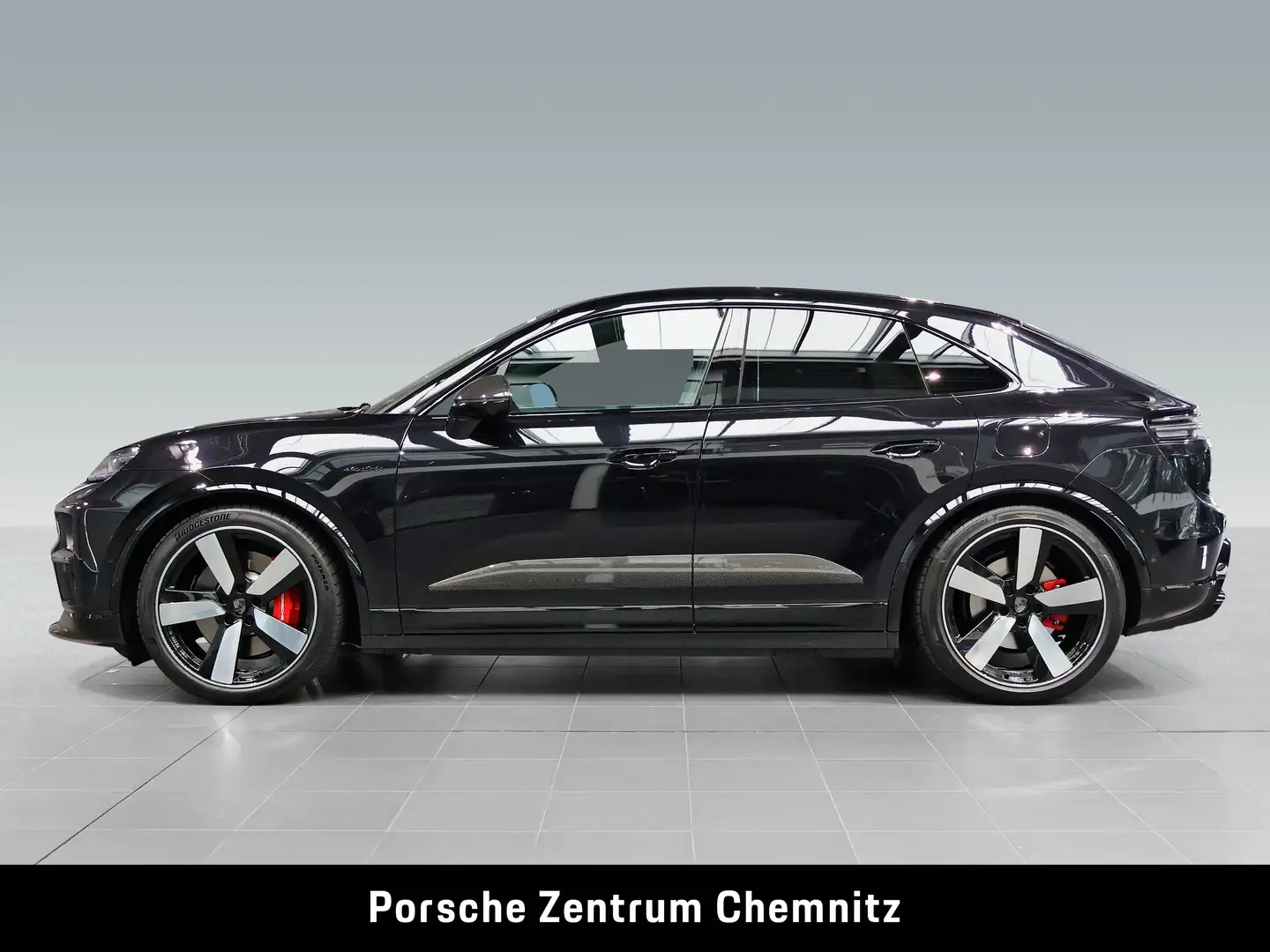 Porsche Macan Turbo Sport-Chrono;AHZV;4-Zonen Klima;Sitzbelüft. Schwarz - 2