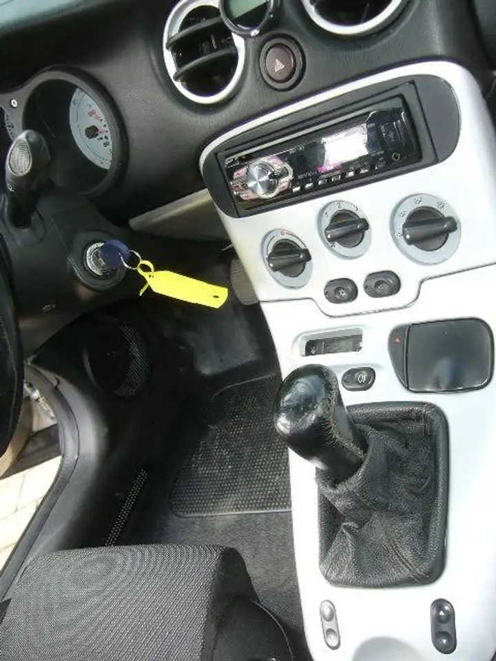 Fiat Barchetta 1.8 cabrio - con aria condizionata., foto 6