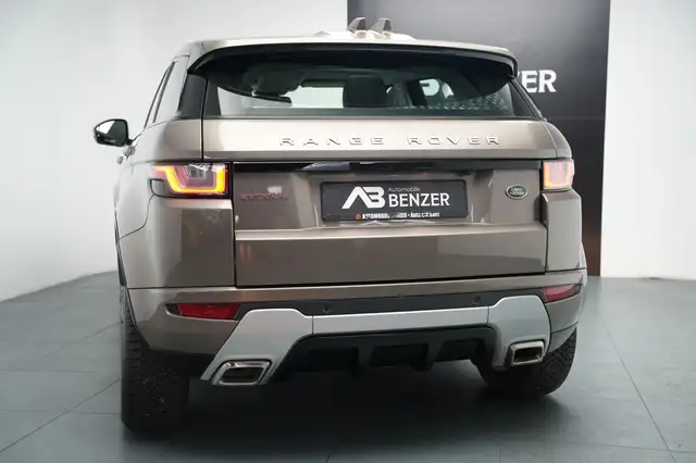 Land Rover Range Rover Evoque view 7