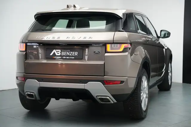Land Rover Range Rover Evoque view 8