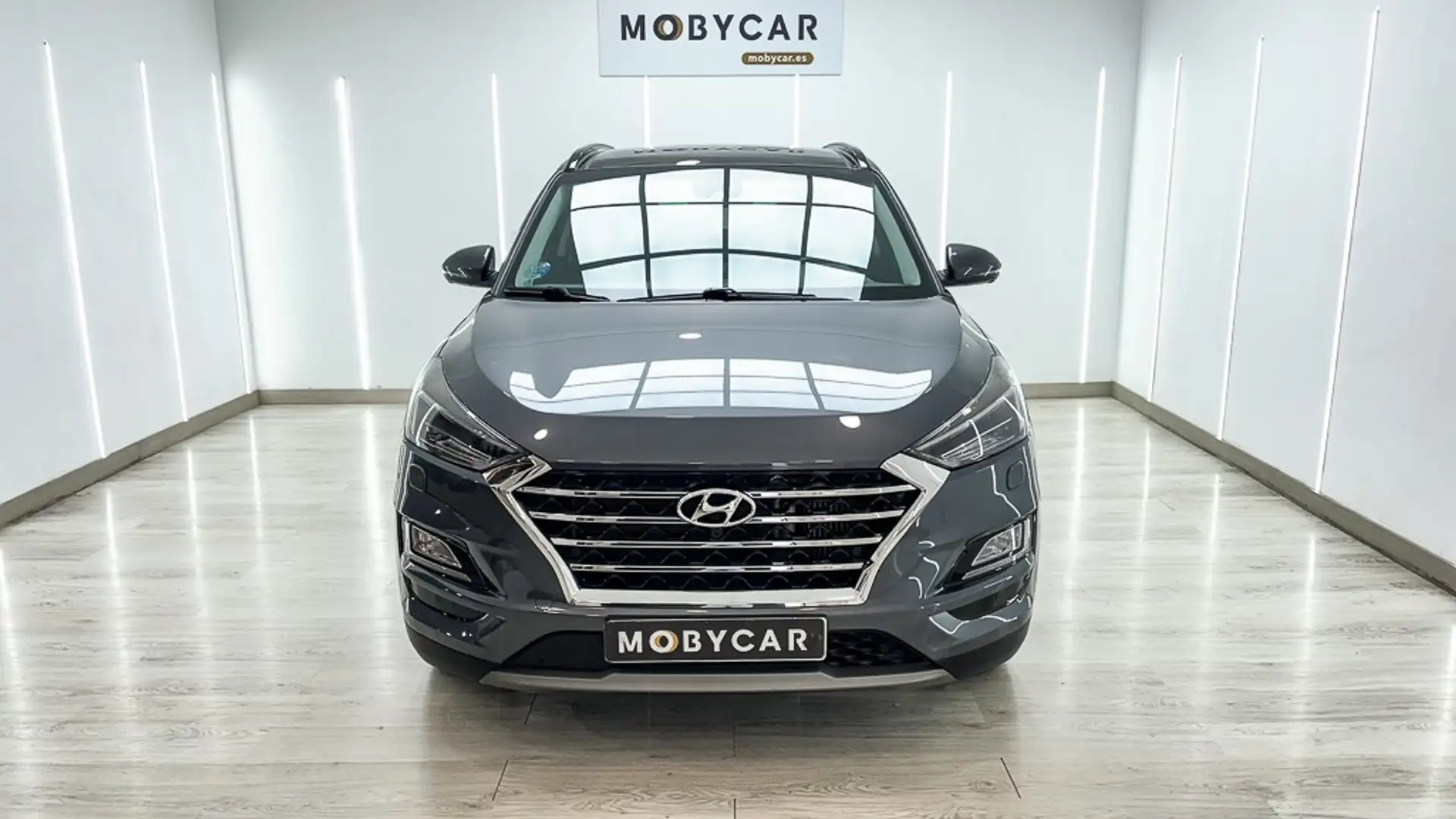 Hyundai TUCSON 1.6 CRDI 48V Tecno Sky 4x2 DT Gris - 2