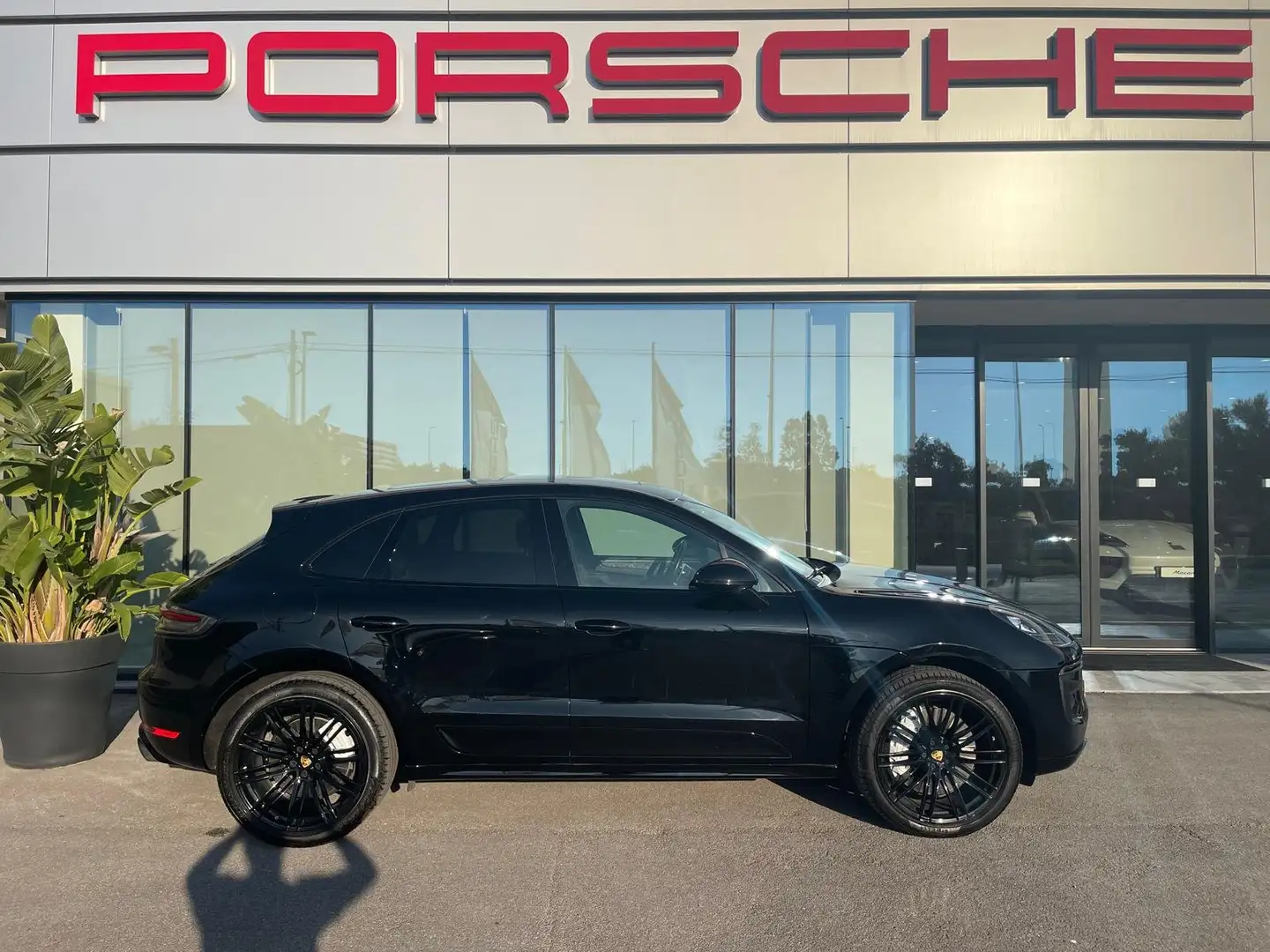 Porsche Macan Macan 2.9 Turbo 440cv pdk Zwart - 1