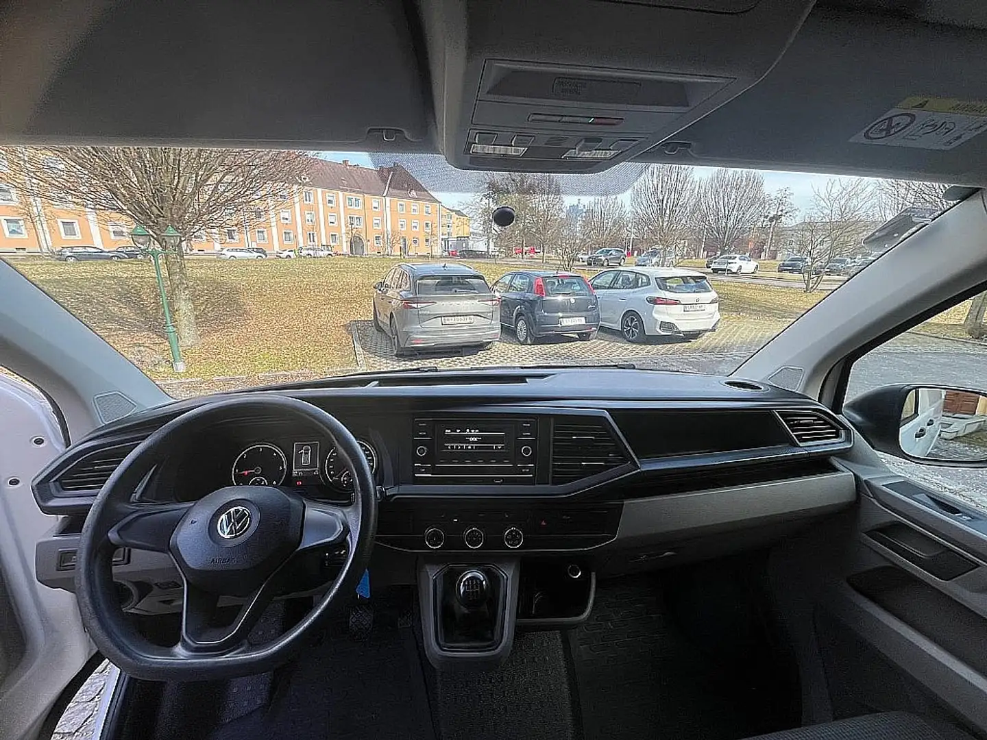 Volkswagen T6.1 Transporter T6.1 Kombi Transporter LR Flügeltüren Temp. Wit - 2