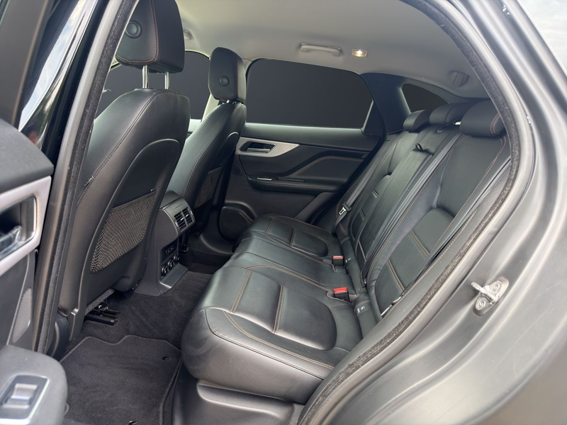 Jaguar F-Pace F-PACE Prestige AWD AUTOMATIK*LEDER*EURO6 — photo 11