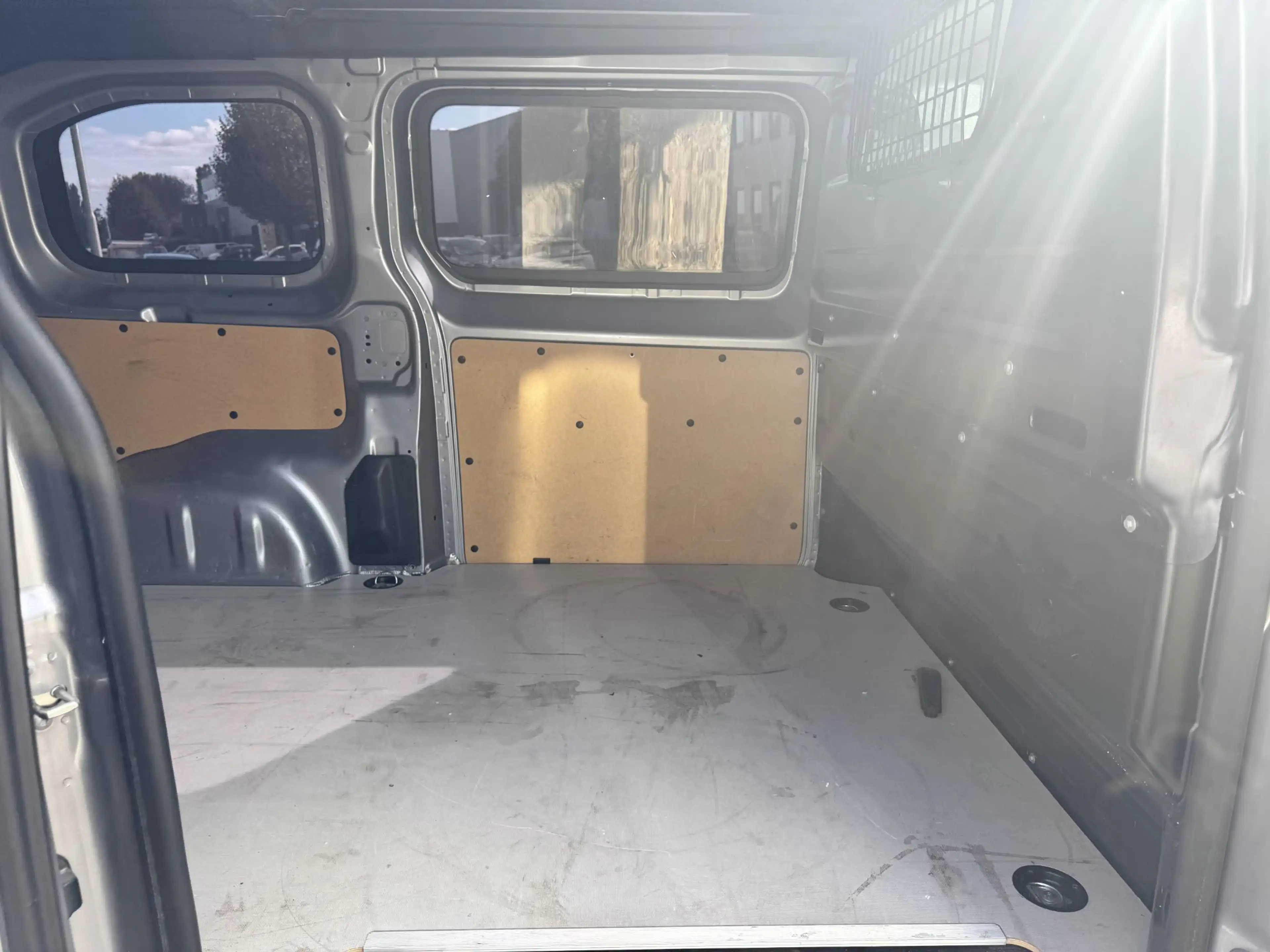 Peugeot Expert 2.0 BlueHDi 145 L2 — photo 14