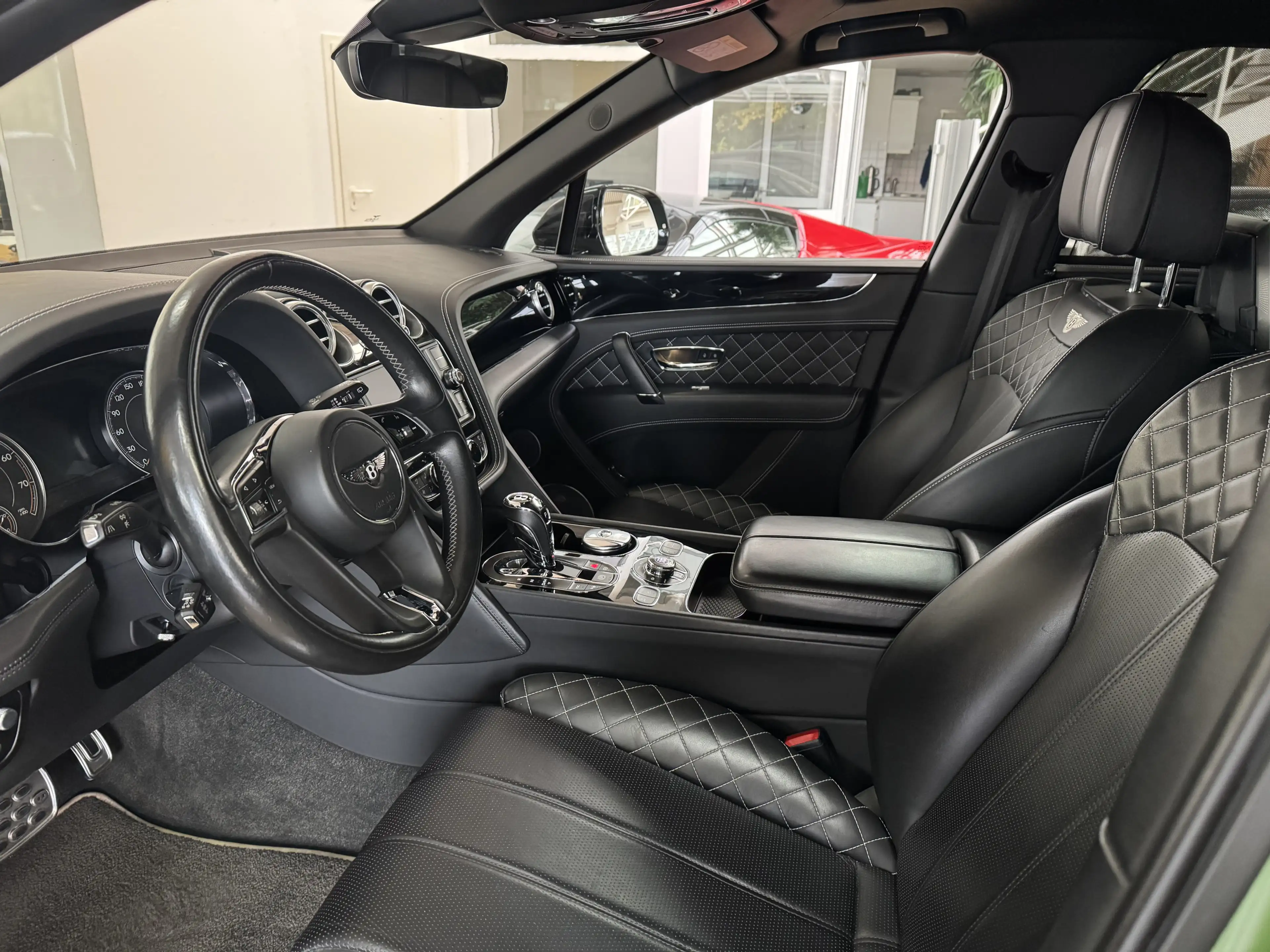 Bentley Bentayga *FOLiE*KAMERA*PANO*HEAD-UP*LiFT*VOLL — photo 9