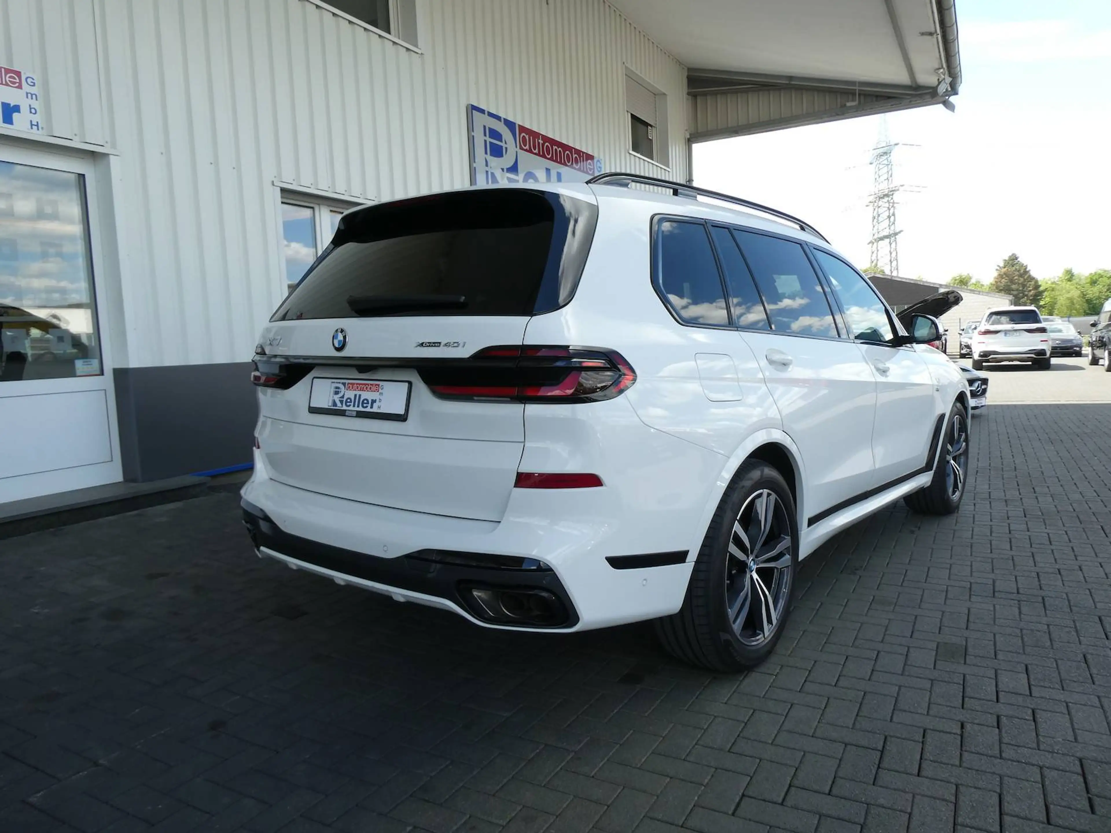 BMW X7 xDrive 40 i M Sport Pro — photo 4